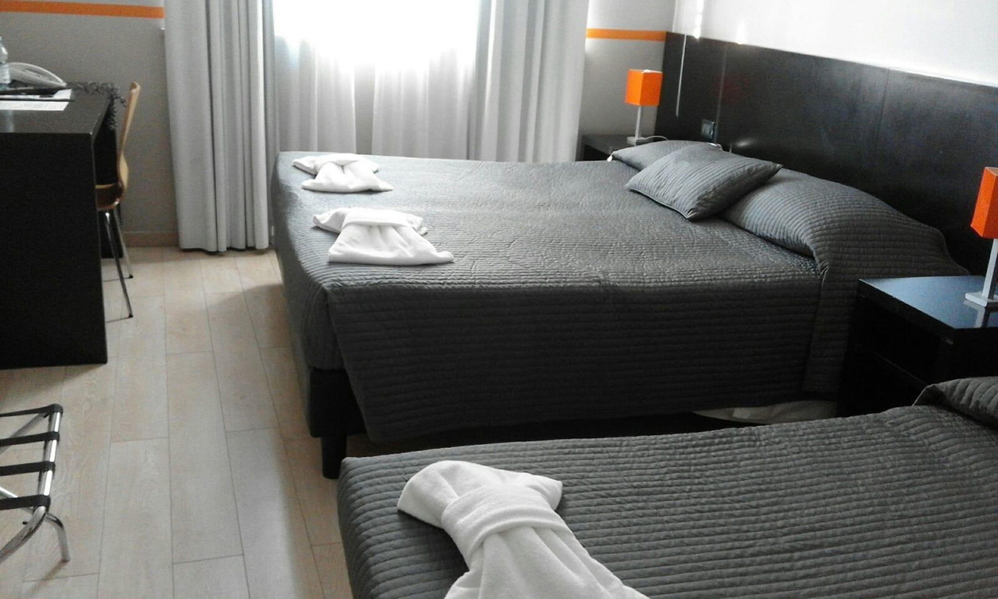 Hotel Aniene Rome Bagian luar foto